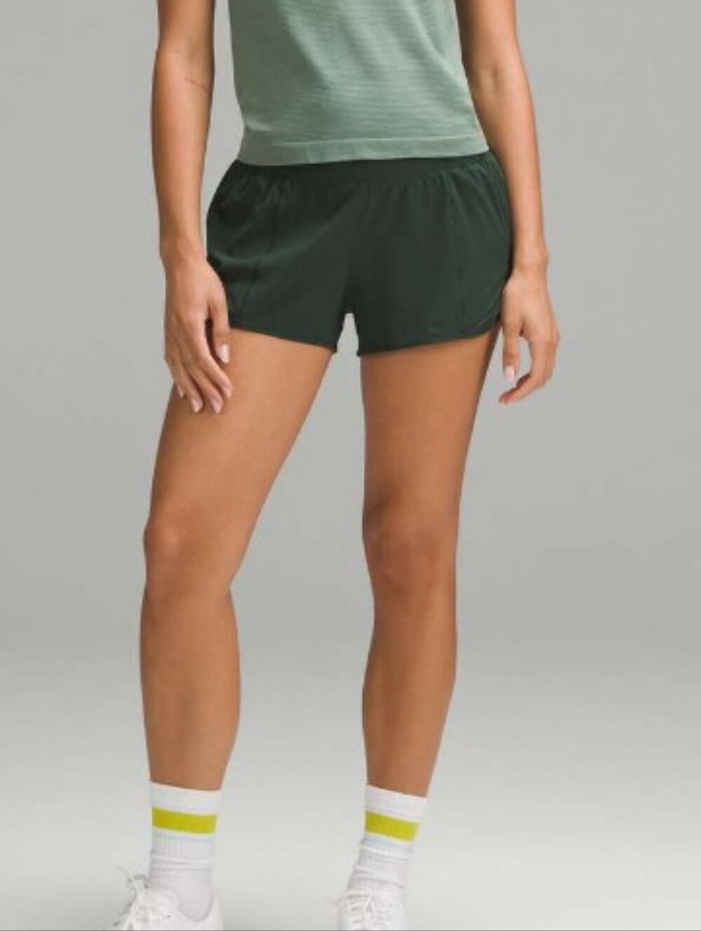 Lululemon Hotty Hot High-Rise Short 2.5" Legacy Green EUC
